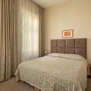 4* Otel Mamaison Izabella